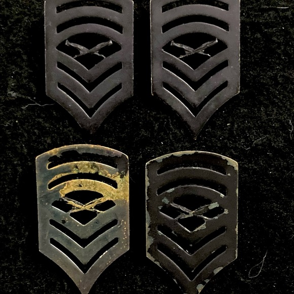 Vintage US Army USMC Military Uniform Chevron Pin Set Of Four | No Backs - Picture 1 of 5